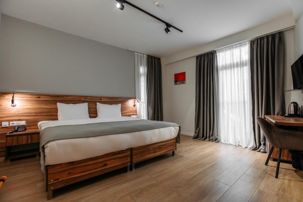 Address Boutique Hotel تبليسي المظهر الخارجي الصورة